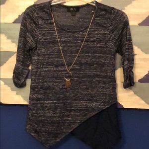 Quarter sleeve dress shirt w/ necklace